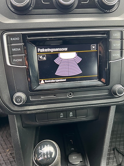 Volkswagen Caddy Maxi 18 of 20