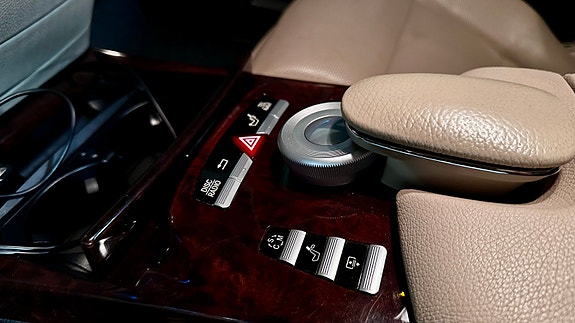 Mercedes-Benz S350 22 of 30