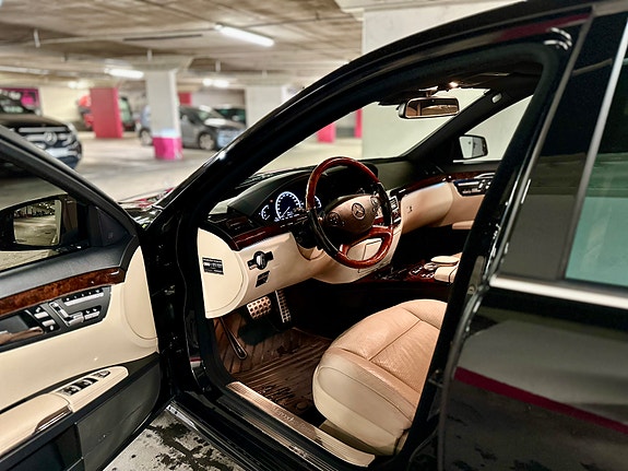 Mercedes-Benz S350 14 of 30