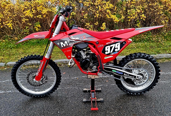 GasGas MC 125 4 of 5