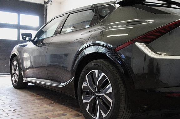 Kia EV6 10 of 30