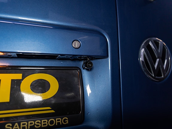 Volkswagen Kombi 9 of 30