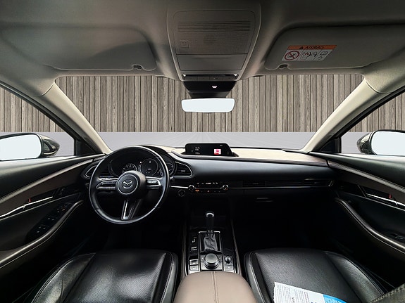 Mazda CX-30 13 of 13