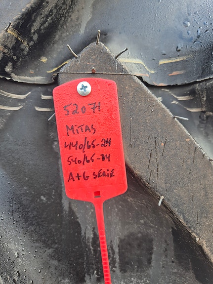 Mitas AC65 Valtra G-serie og MF 5S