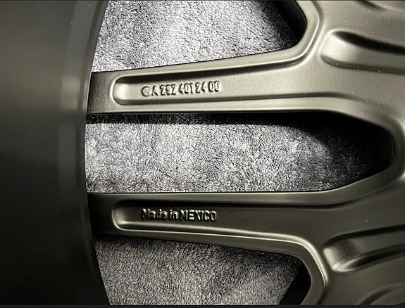 Product image 8 of 9