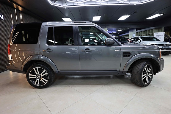 Land Rover Discovery 13 of 30