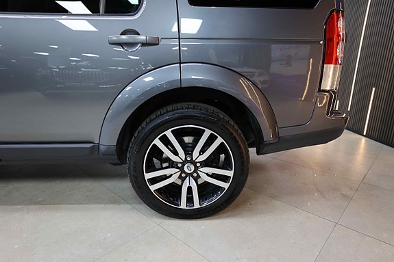 Land Rover Discovery 27 of 30