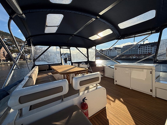 Fairline Squadron 65 CAT C18. Oppgradert Navi. Hydrauliske holdtrøstere. Skipsre 25 of 30