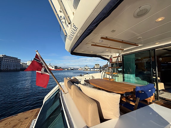 Fairline Squadron 65 CAT C18. Oppgradert Navi. Hydrauliske holdtrøstere. Skipsre 13 of 30