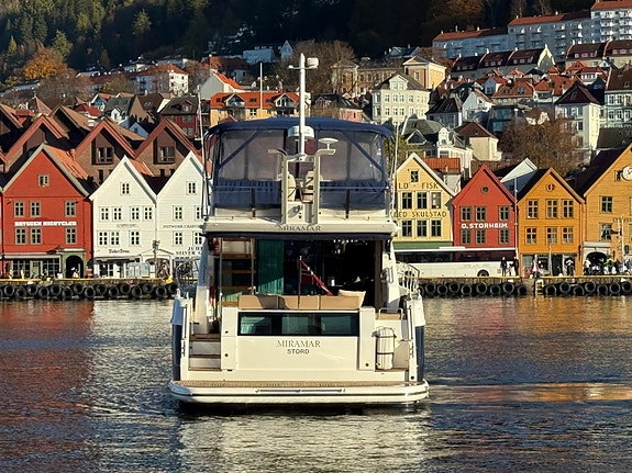 Fairline Squadron 65 CAT C18. Oppgradert Navi. Hydrauliske holdtrøstere. Skipsre 4 of 30