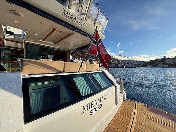 Fairline Squadron 65 CAT C18. Oppgradert Navi. Hydrauliske holdtrøstere. Skipsre 11 of 30