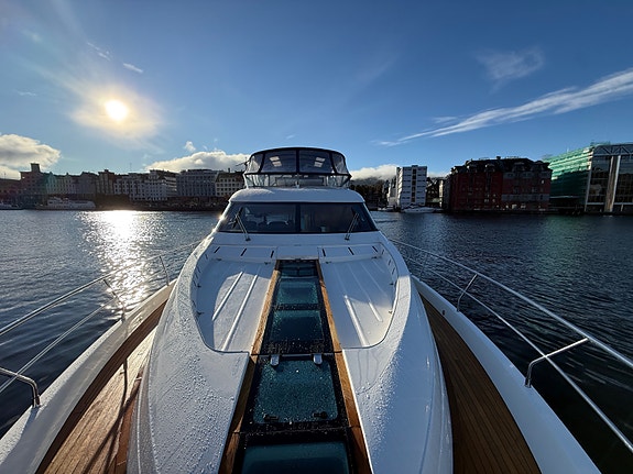 Fairline Squadron 65 CAT C18. Oppgradert Navi. Hydrauliske holdtrøstere. Skipsre 17 of 30