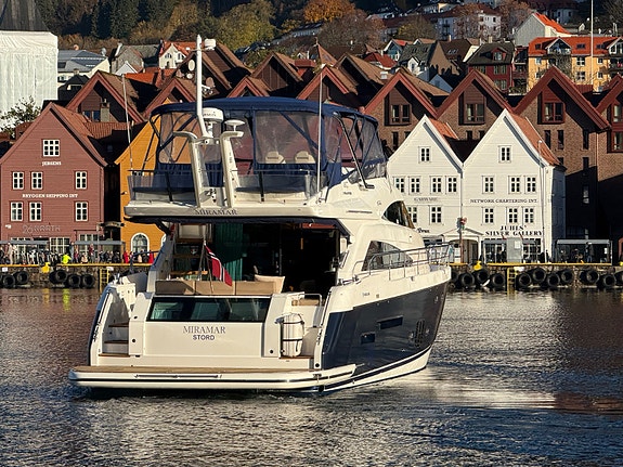 Fairline Squadron 65 CAT C18. Oppgradert Navi. Hydrauliske holdtrøstere. Skipsre 3 of 30