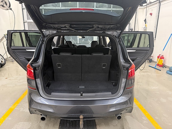 BMW 220d 10 of 17