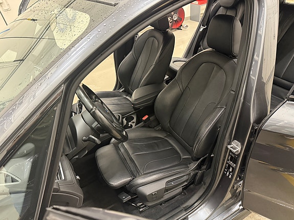 BMW 220d 14 of 17