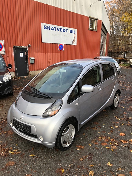 Mitsubishi i-Miev 2 of 12