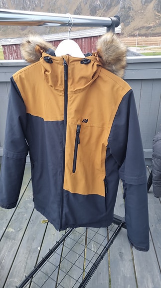 Product image 2 of 8