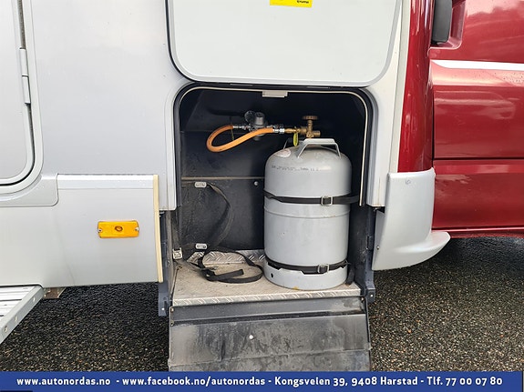  Plass for 2 stk gassflasker