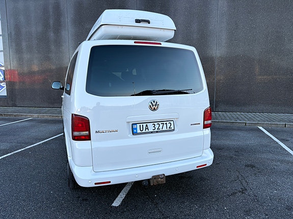Volkswagen Multivan 13 of 22