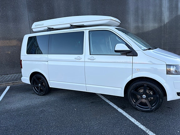 Volkswagen Multivan 3 of 22