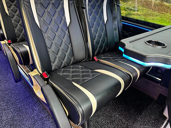 Mercedes-Benz Sprinter 519cdi XXL *High Decker *16+1+1 *EXECUTIVE 26 of 30