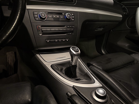 BMW 118i 17 of 28
