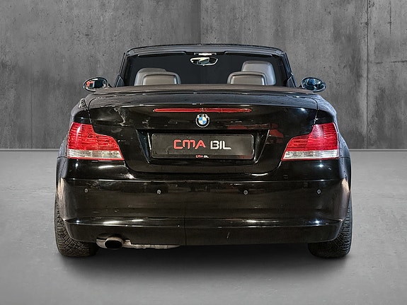 BMW 118i 9 of 28