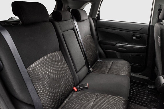 Mitsubishi ASX 15 of 30