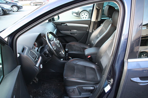 Volkswagen Sharan 9 of 24