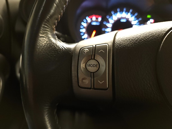 Toyota RAV4 17 of 30