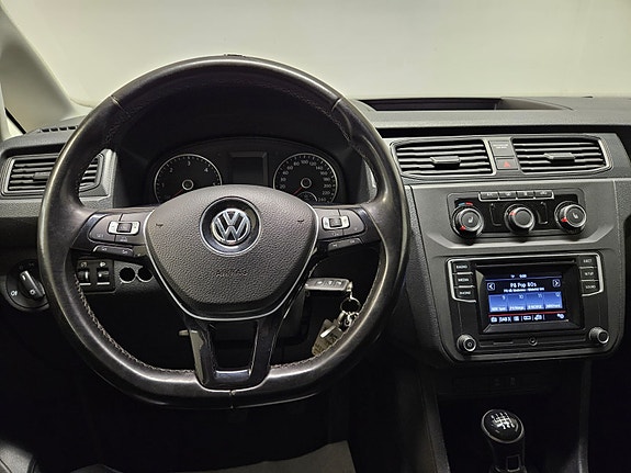 Volkswagen Caddy Maxi 12 of 19