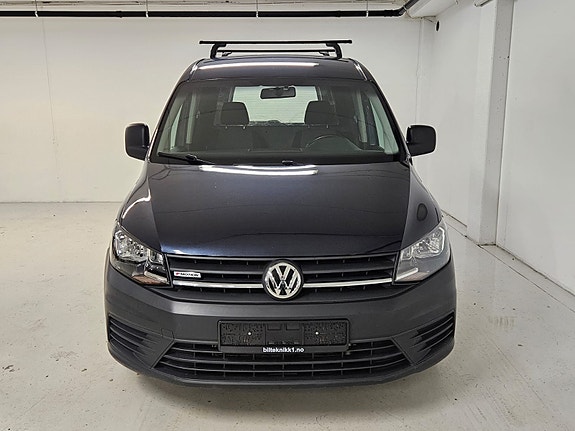Volkswagen Caddy Maxi 2 of 19