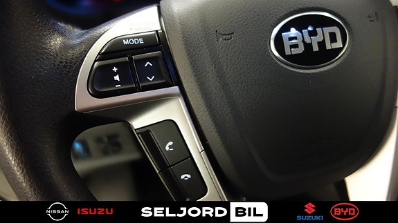 BYD T3 28 of 30