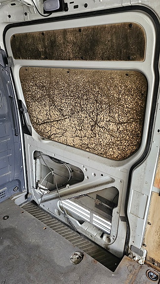 Mercedes-Benz SPRINTER 516 CDI 27 of 29
