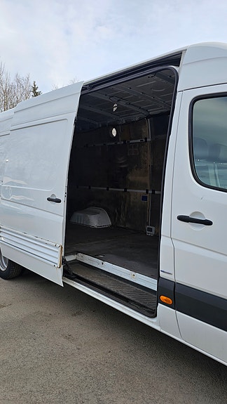 Mercedes-Benz SPRINTER 516 CDI 18 of 29