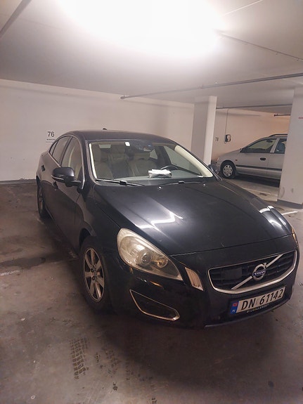 Volvo S60 17 of 19