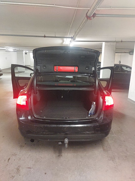 Volvo S60 14 of 19