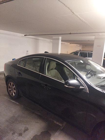 Volvo S60 3 of 19