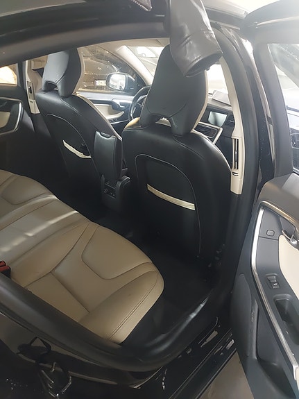 Volvo S60 5 of 19