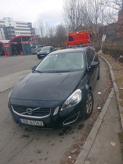 Volvo S60 19 of 19