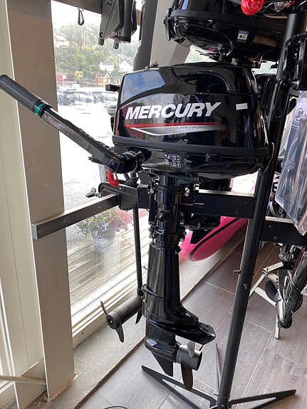 MERCURY F4 MH -UTSTILLINGSMOTOR! -KORT STAMME/HÅNDSTYRT/MAN.START