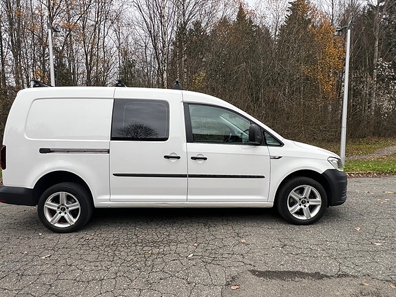Volkswagen Caddy Maxi 3 of 17