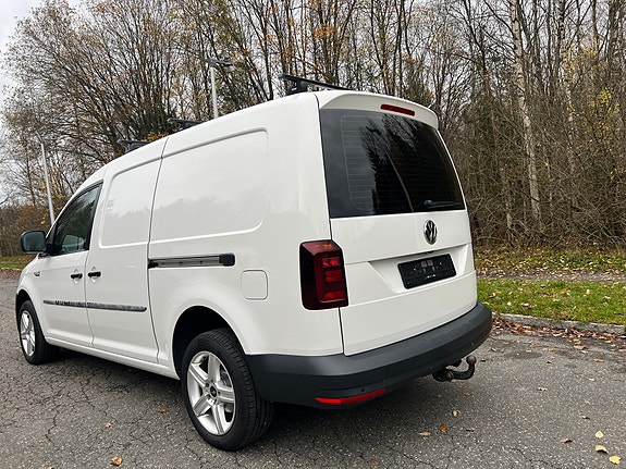 Volkswagen Caddy Maxi 8 of 17