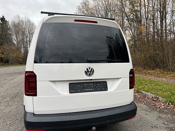 Volkswagen Caddy Maxi 5 of 17
