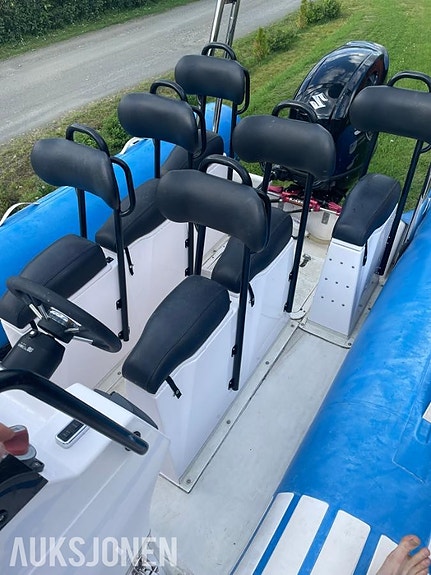Joker Coaster 650 med Suzuki 200HK (32,2 timer) - 10 Seter - Henger - Radar 3 of 5