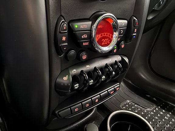MINI Countryman-Serie 30 of 30