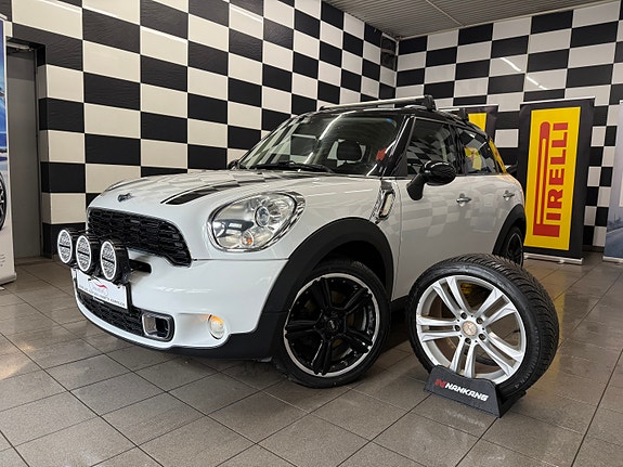 MINI Countryman-Serie 2 of 5
