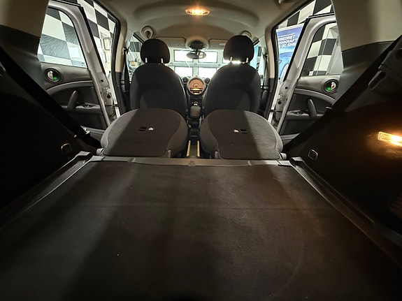 MINI Countryman-Serie 15 of 30
