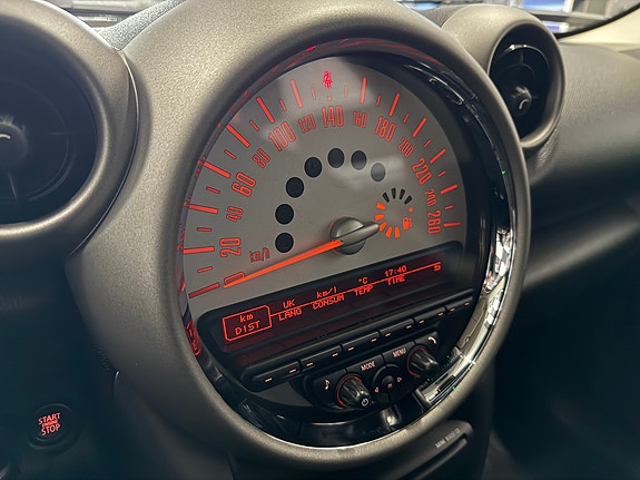 MINI Countryman-Serie 29 of 30