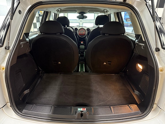 MINI Countryman-Serie 14 of 30